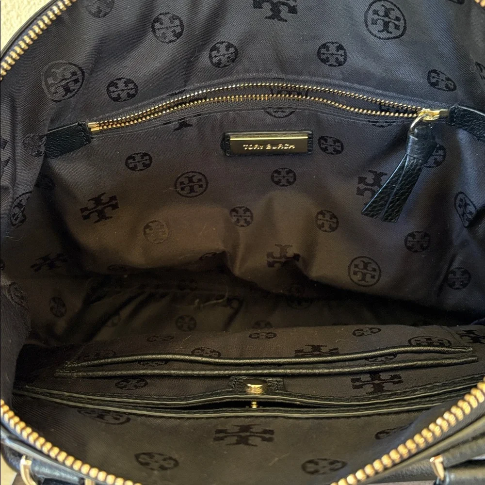 Tory Burch Bombe T Satchel handbag in black leather